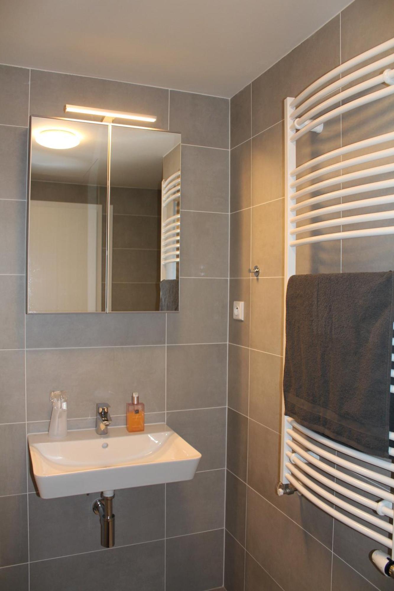 Holesovice Delight: Modern Comfort With A Twist In Prague 7 Praga Exterior foto